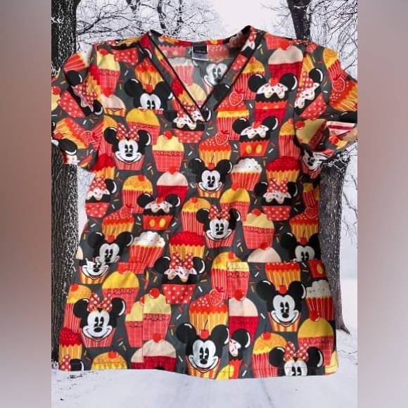 Tops - Scrub top